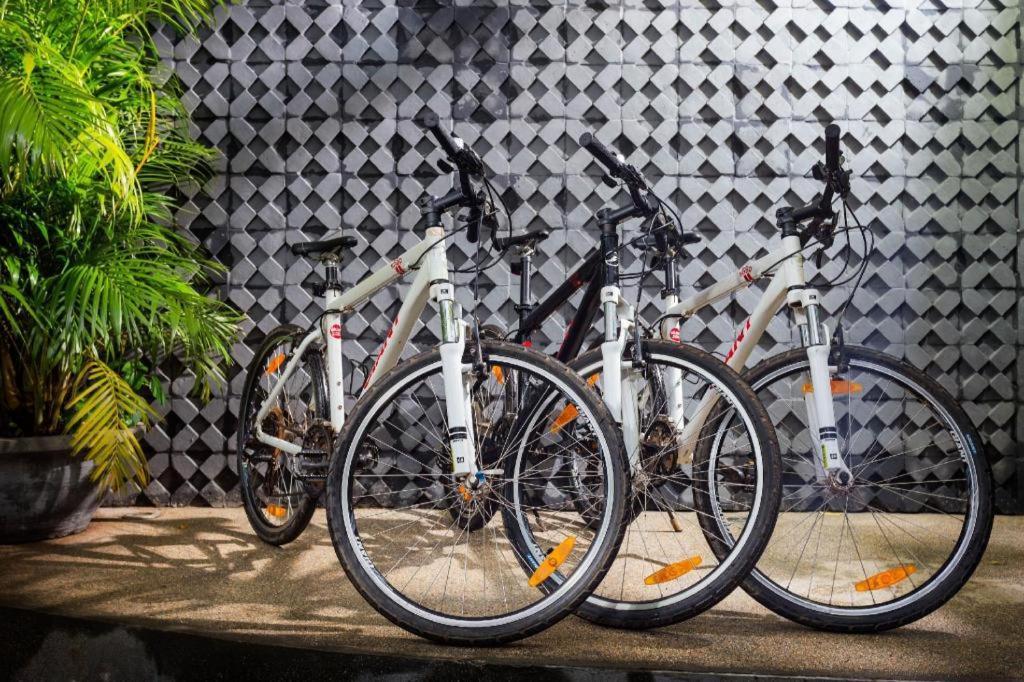 Popular Residence Hotel Siem Reap Bagian luar foto