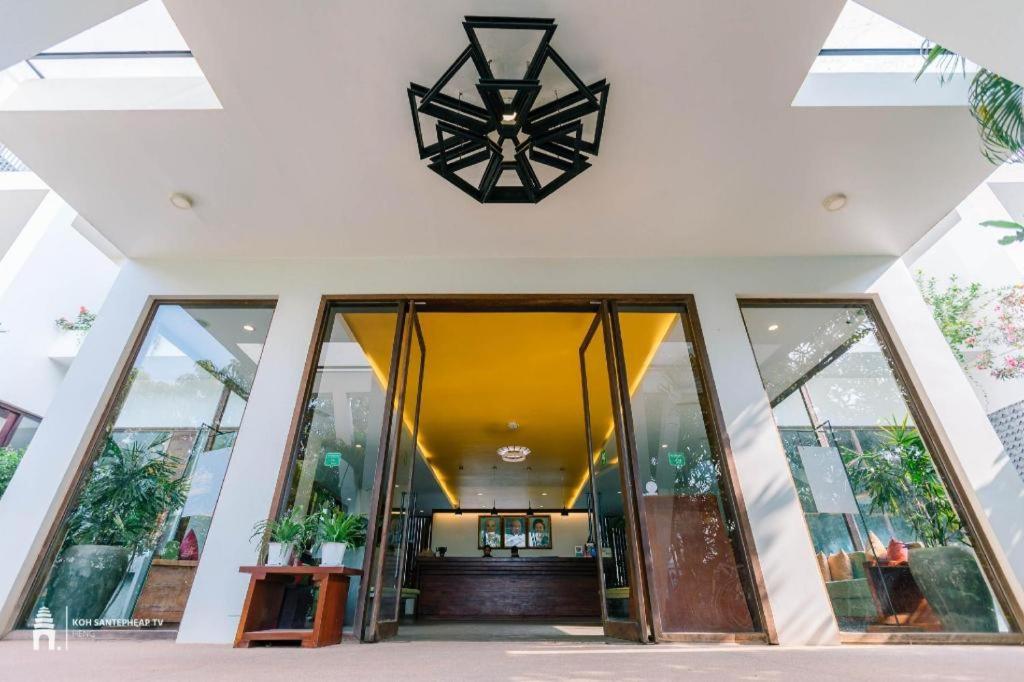 Popular Residence Hotel Siem Reap Bagian luar foto