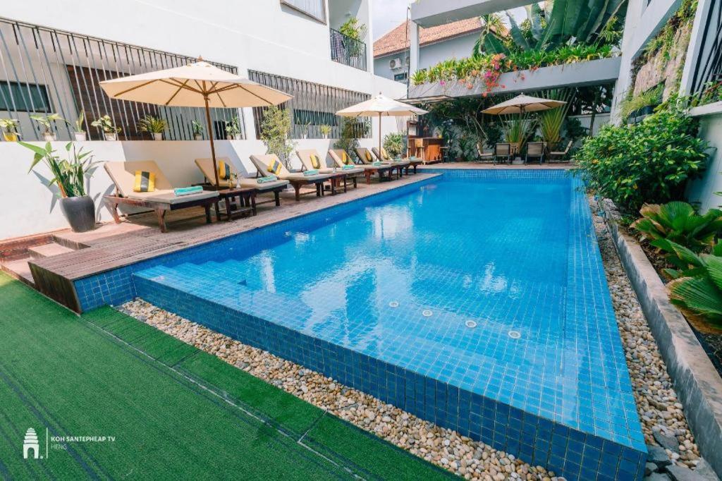 Popular Residence Hotel Siem Reap Bagian luar foto