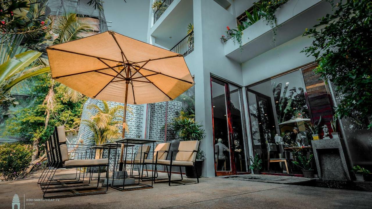 Popular Residence Hotel Siem Reap Bagian luar foto
