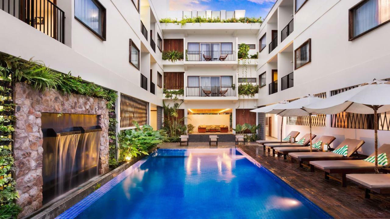 Popular Residence Hotel Siem Reap Bagian luar foto
