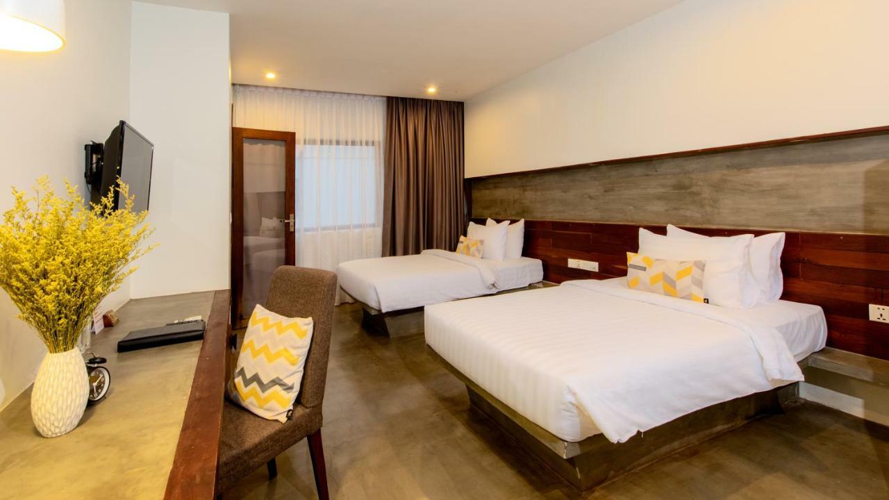 Popular Residence Hotel Siem Reap Bagian luar foto